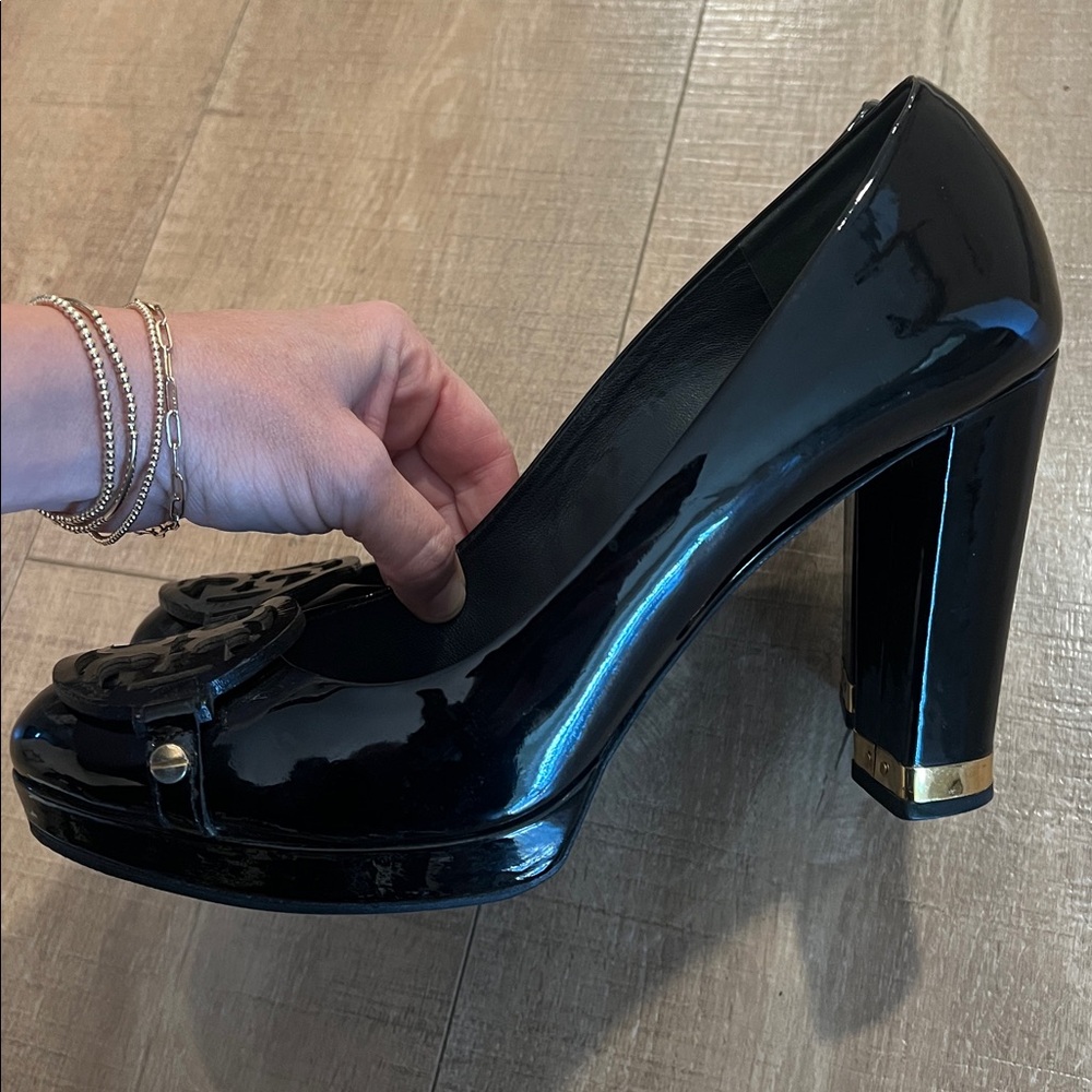 Tory Burch women’s heels size 9 - Picture 3 of 8